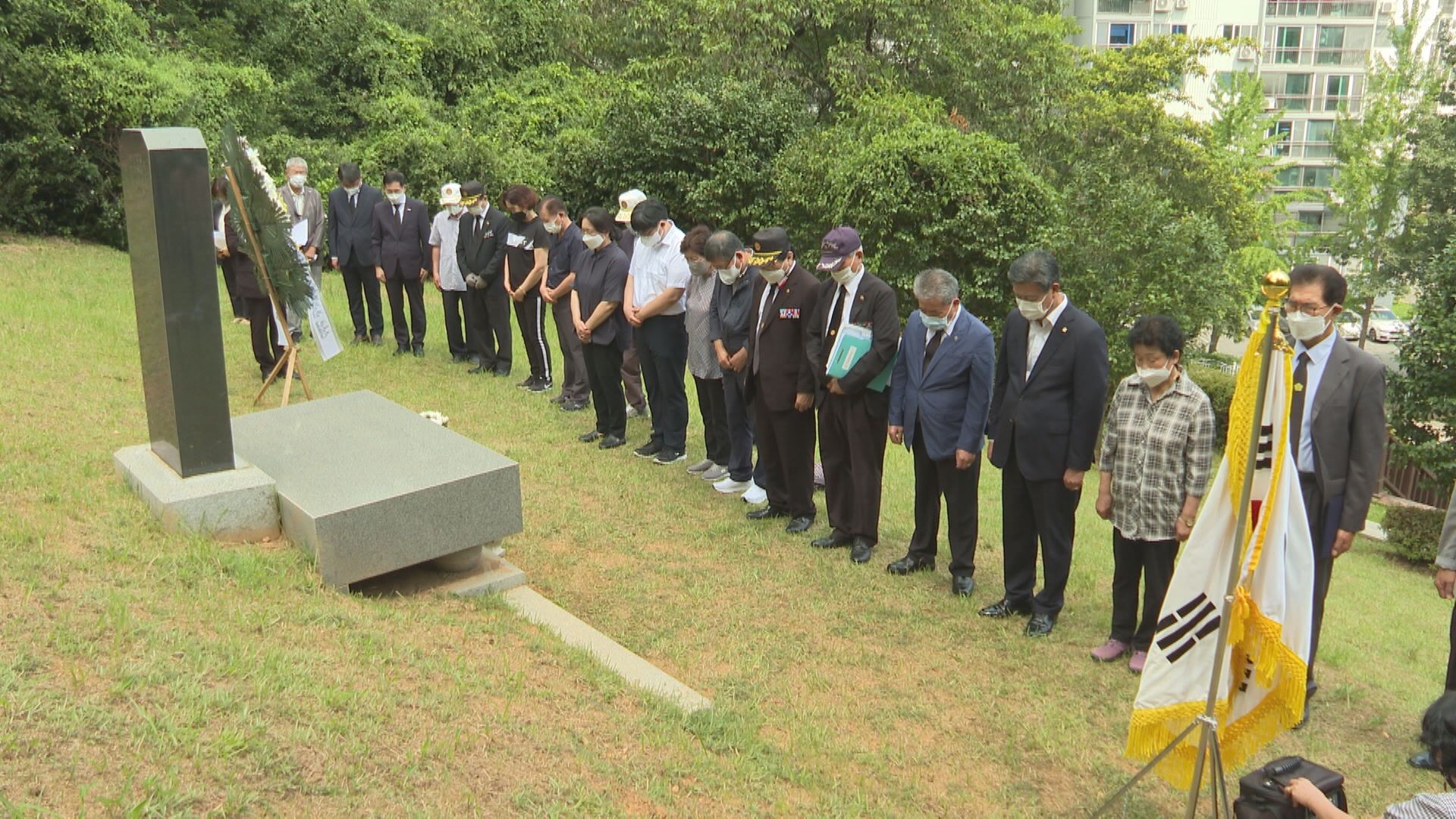 화장동 국군묘지 순국장병 참배 행사 이용자 제공이미지